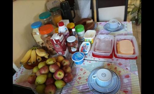 Ilha das Cobras House | Hospedagem domiciliar Casa Amarela Paraty