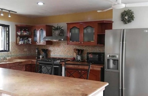 Merida House | Hospedaje balcones (Altabrisa)