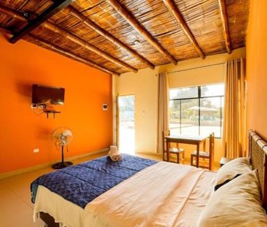 Ica House | Hospedaje La Huega