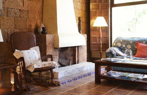 Los Gallos-Cerromolino Hotel | Hospedería Santiago