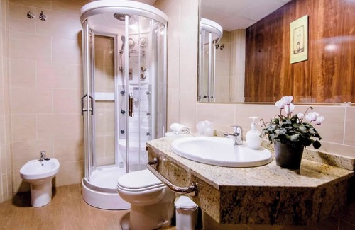 Peligros Hotel | Hospedium Hotel Blu Fonseca