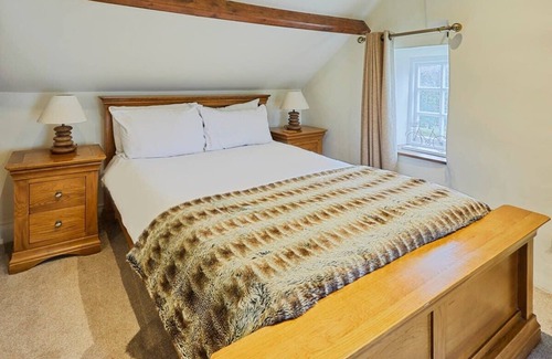 Fylingthorpe House | Host & Stay | Colcott Cottage