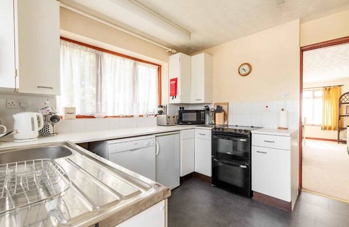 Scratby House | Host & Stay | Cransley