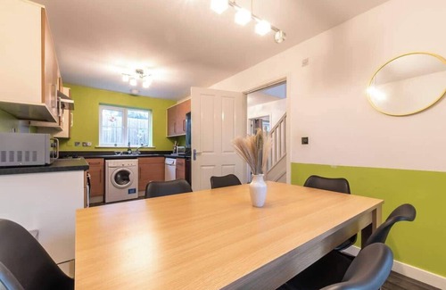 Peterborough House | Host & Stay | Moresby Way