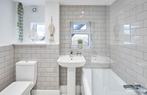 Marske-by-the-Sea House | Host & Stay - Retreat By The Sea