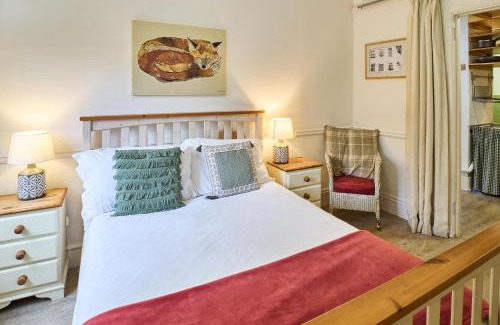 Canterbury House | Host & Stay - The Cabin