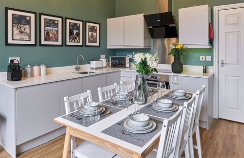 Hope Street Apartment | Host & Stay | The Falkner Quarters II