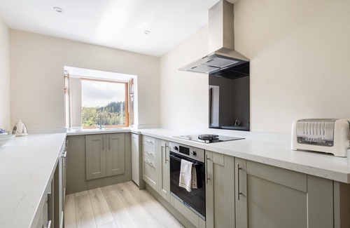 Carlton-in-Cleveland House | Host & Stay | The Willows