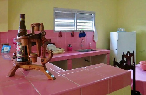 Municipality of Cienaga de Zapata Bed & Breakfast | Hostal Alejandro y Familia