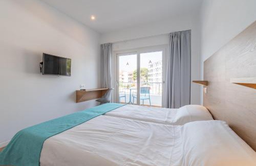 Cala Agulla Hotel | Hostal Alzina