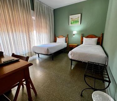 Talavera de la Reina House | Hostal B&Business Talavera