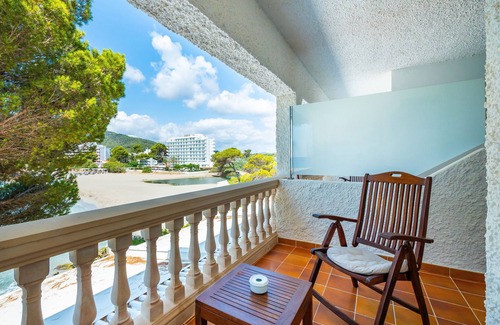 Canyamel Apartment | Hostal Boutique Canyamel - 104 Double Rooms with Sea View, Wi-Fi and Air Conditioning