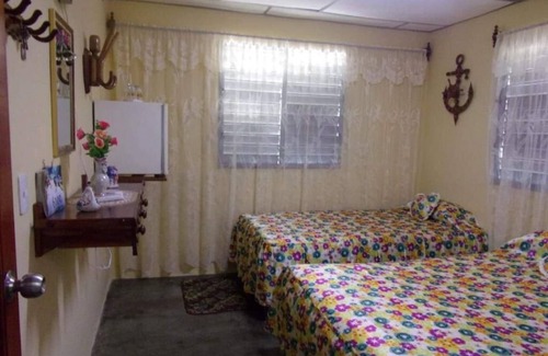 Municipality of Cienaga de Zapata House | Hostal Casa Cocodrilo