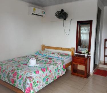 Capurgana House | Hostal el paraiso - como en casa