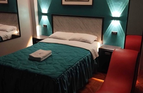 Callao Hotel | Hostal El Pilar