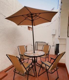 Parras de la Fuente House | Hostal La española Parras