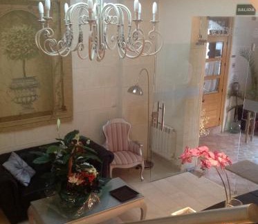 Priego House | Hostal Los Claveles