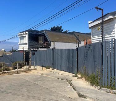Playa Ancha House | Hostal Napoli