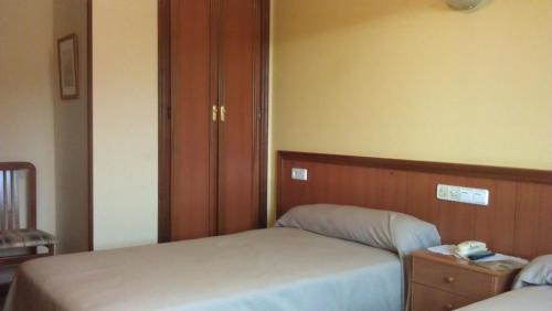 Frades House | Hostal Restaurante O'Cadaval