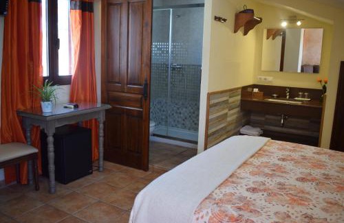 Aracena House | Hostal Rural Molino Del Bombo