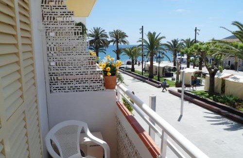 Santa Eulalia del Rio House | Hostal Yebisah