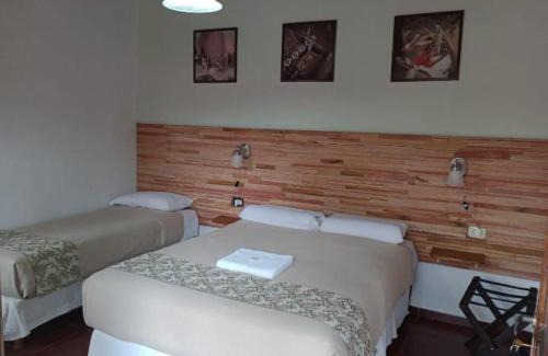 San Ignacio House | Hostería Montes