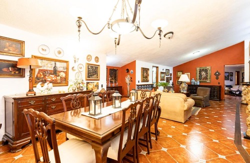 Rancho Cortes House | HostPal Casa La Glorieta