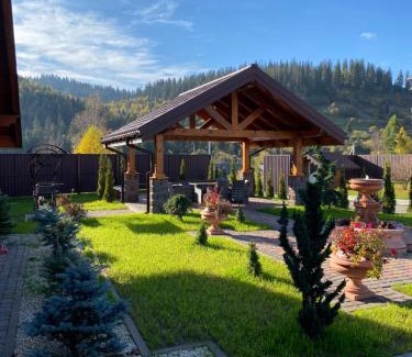 Slavske Villa | Hostynnyy Dvir Apartament Hotel & SPA