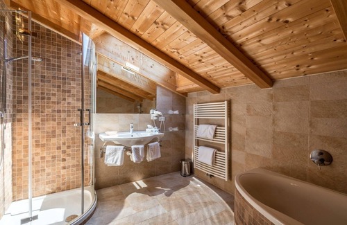 Pianizza Di Sopra Hotel | Hotel Weingarten