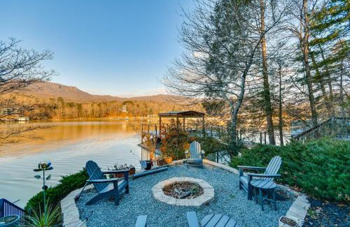 Lake Lure House | Hot Tub and Mtn Views! Rumbling Bald Resort Cabin