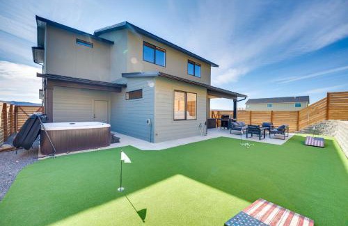 Kittitas County House | Hot Tub and Water Views Vantage Family Retreat