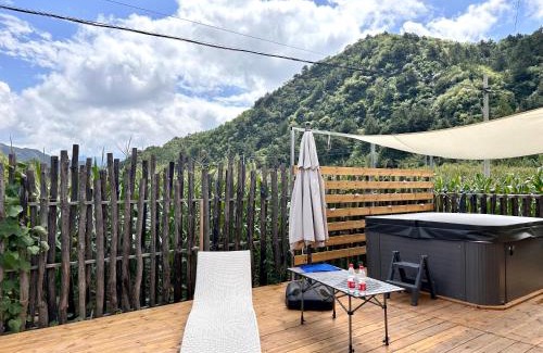 Miyun District Bed & Breakfast | Hot Tub Garden & Great Wall Villa