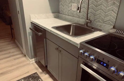 Halfmoon Apartment | HOT TUB & New Stylish Saratoga County Efficiency