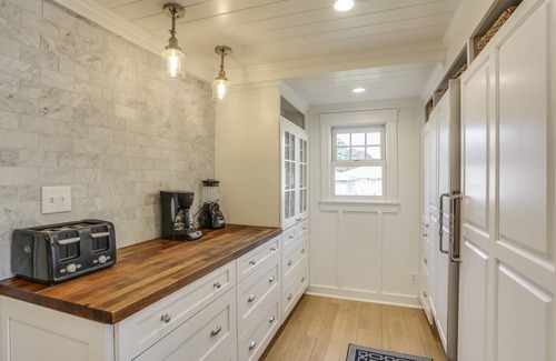 Kenosha House | Hot tub relaxing retreat. Large group gatherings! Business travel.