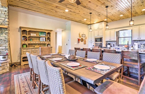 Garden Valley Cabin | Hot Tub Soaks & River Fun: Cabin in Garden Valley