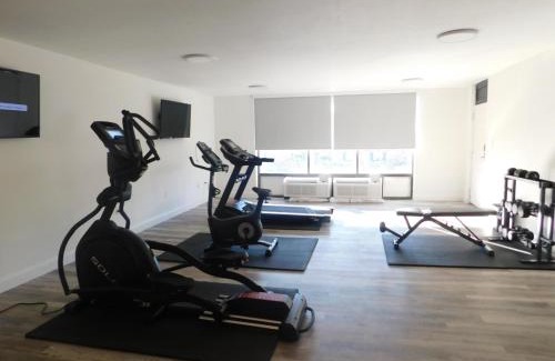 Pines Village Hotel | Hotel 10 Extended Stay