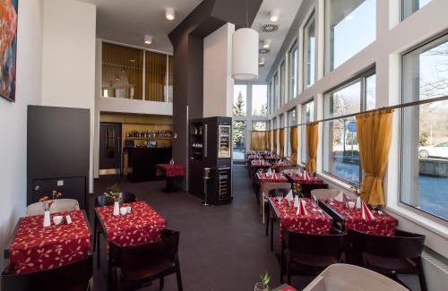 Chomutov Hotel | Hotel 99