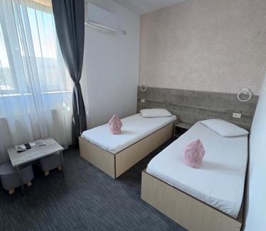 Constanta Hotel | Hotel AmA