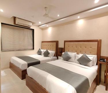 Kamathipura Hotel | Hotel Amber Palace
