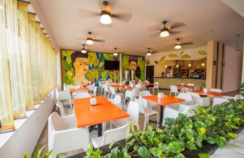 Tuxtla Gutierrez Hotel | Hotel Andiroba Palace