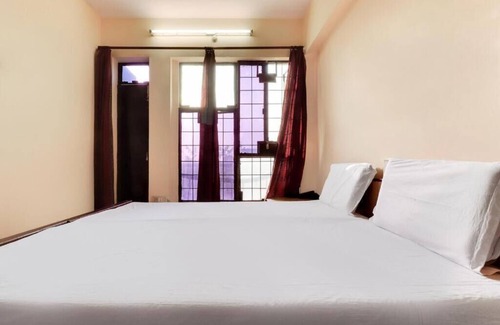 Gomti Nagar Hotel | Hotel Aryan