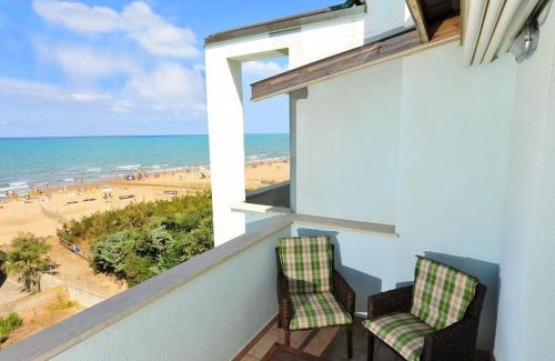 San Vincenzo Hotel | Hotel Aurora