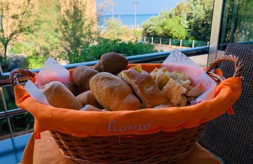 San Vincenzo Hotel | Hotel Aurora