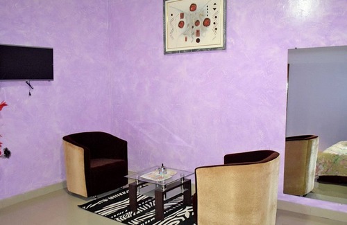 Yamoussoukro Hotel | Hotel Ayenou