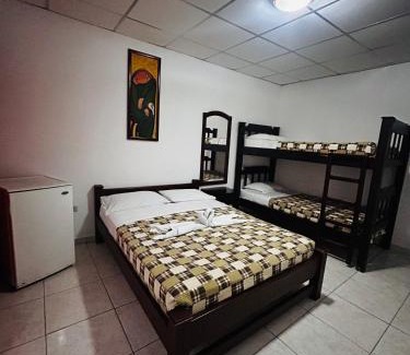 Mérida Hotel | Hotel Bar Restaurant Altamira CA