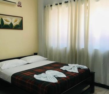 Mérida Hotel | Hotel Bar Restaurant Altamira CA