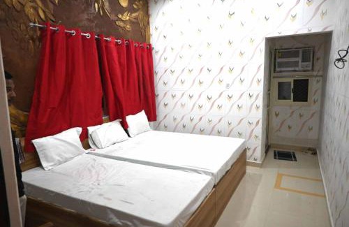 Varanasi Hotel | Hotel Bhagwaan Das In Varanasi