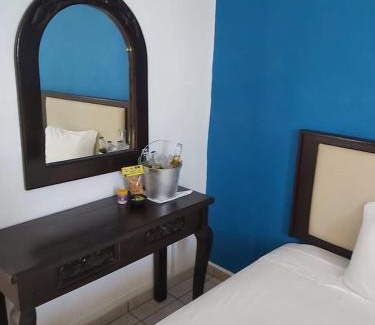 Lazaro Cardenas Hotel | HOTEL BLUE