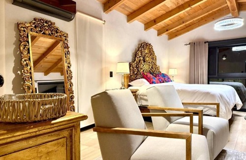 Tzintzuntzan Hotel | Hotel Boutique La Casa Del Lago