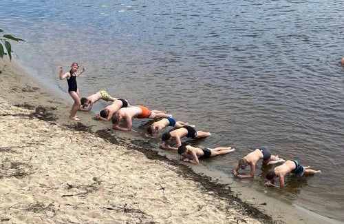 Dniprovs'kyi District Hotel | Hotel Burevisnyk (Буревісник)